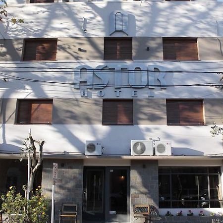 Hotel Astor Junin Exterior foto