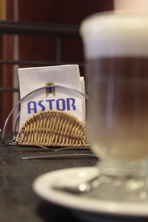 Hotel Astor Junin Exterior foto