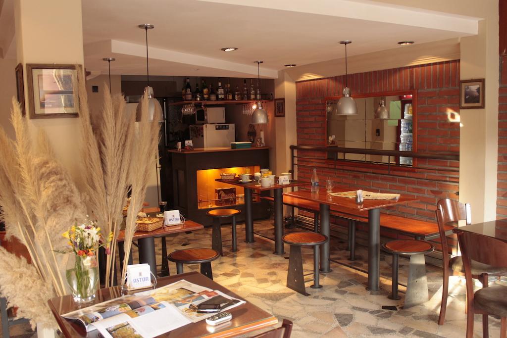 Hotel Astor Junin Exterior foto
